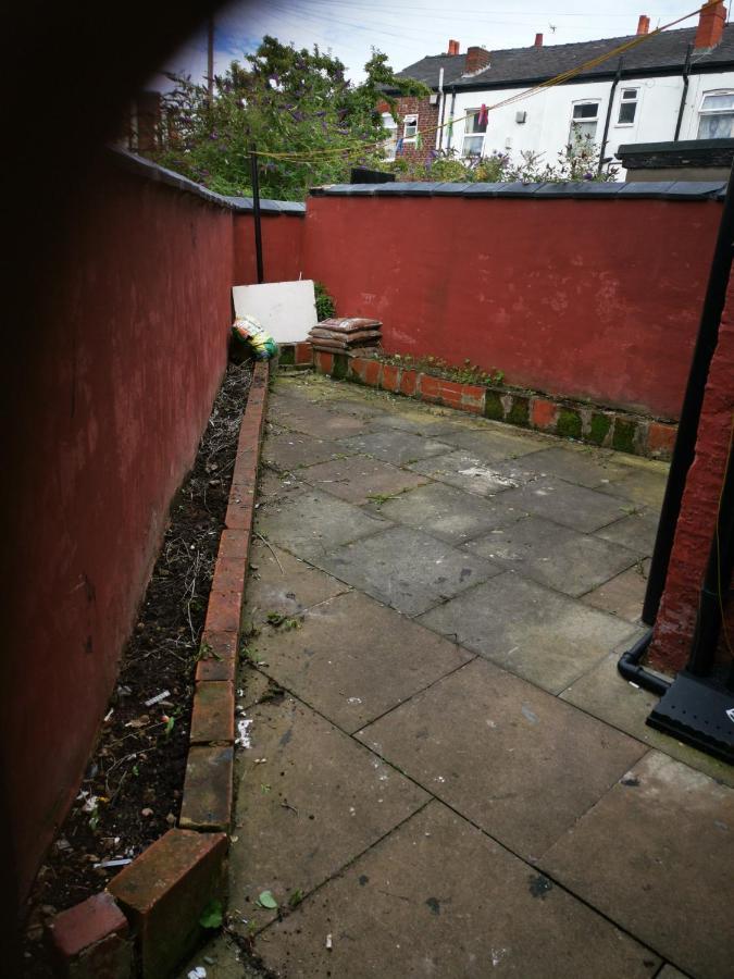 Knutsford House Holidays Manchester Bagian luar foto